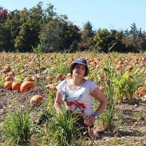 Meet your Posher, Azadeh